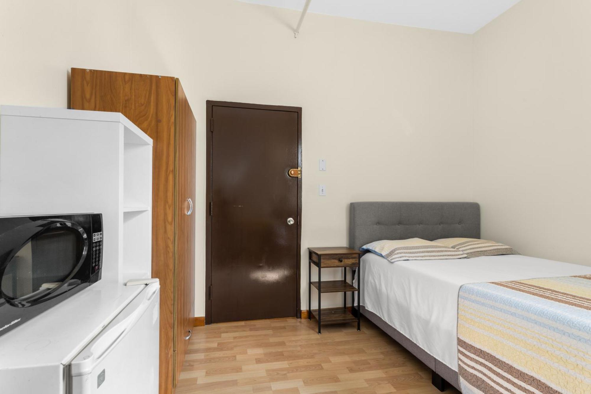 West 30th Street Albergue