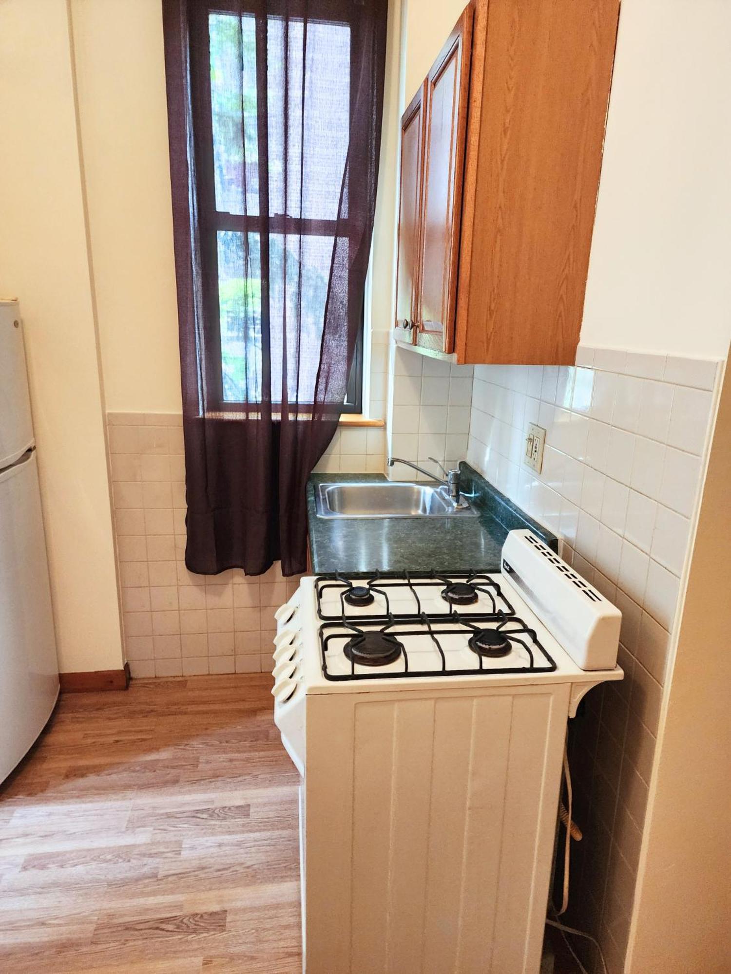 West 30th Street Albergue *