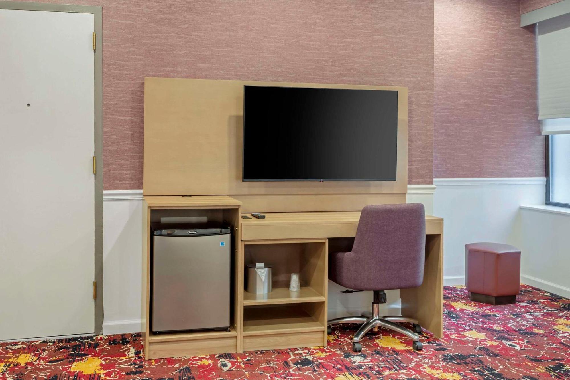 Mayfair Times Square Hotel