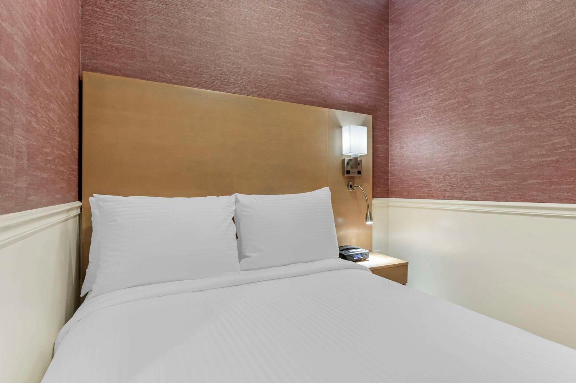 Mayfair Times Square 3* New York