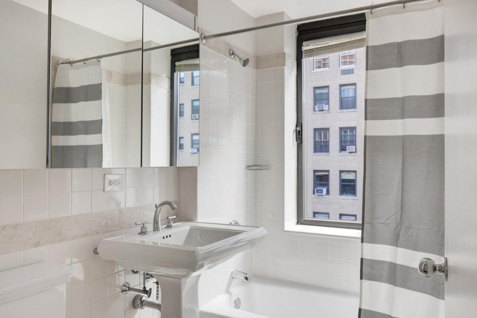 Uws 1br W Elevator Gym Nr Park Nyc-686 Appartement *