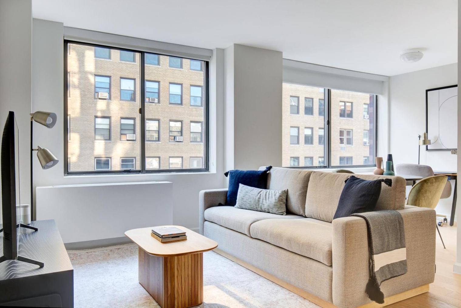 Uws 1br W Elevator Gym Nr Park Nyc-686 *