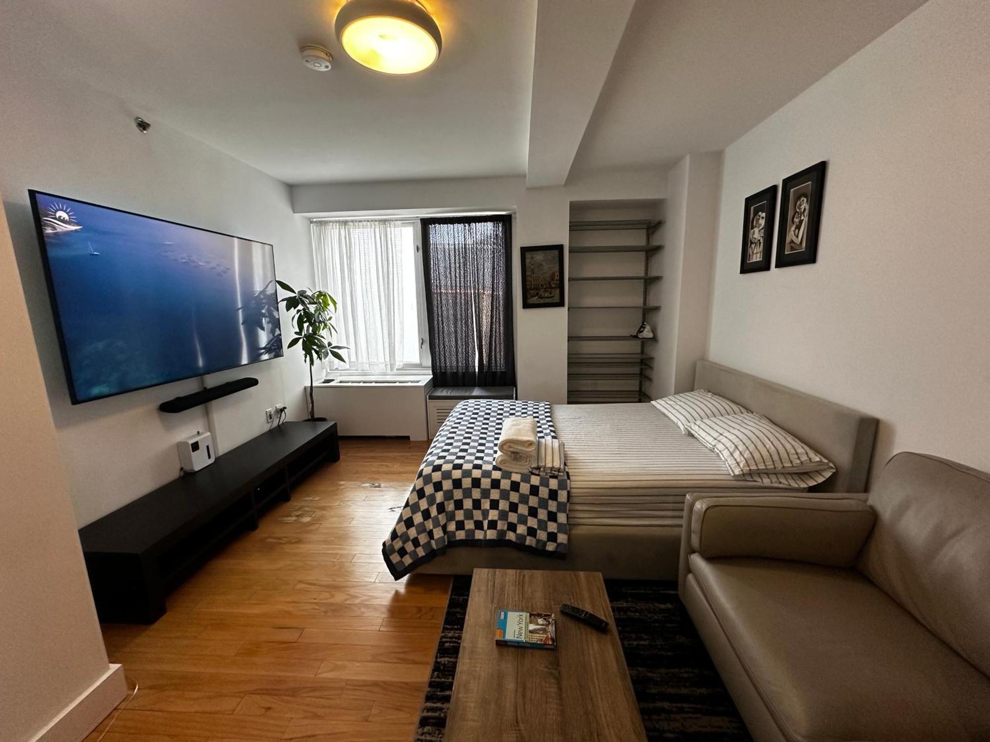Modern Studio With Private Bathroom And Kitchen Appartamento *