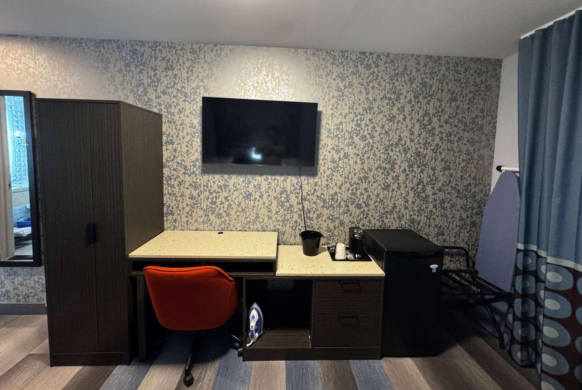 Super 8 By Wyndham Brooklyn Fulton Street Broadway Junction Hotel Nueva York