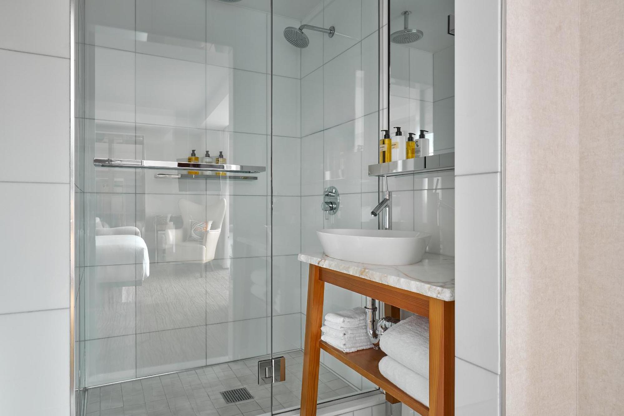 Mondrian Park Avenue Hotel