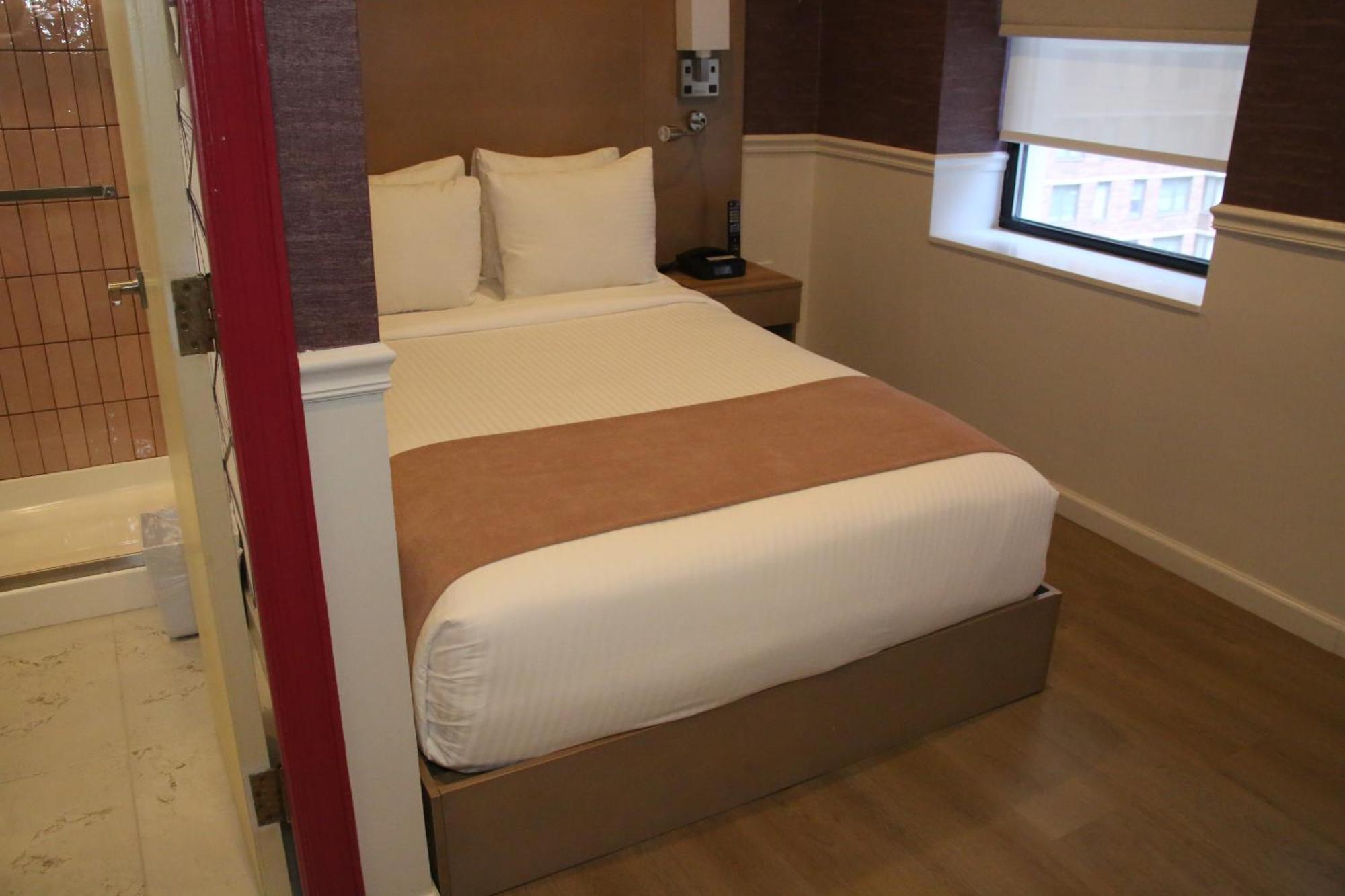 Mayfair Times Square Hotel