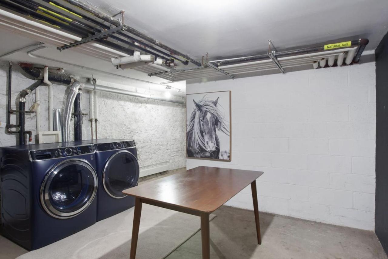 Сasa de vacaciones Charming Park Townhome