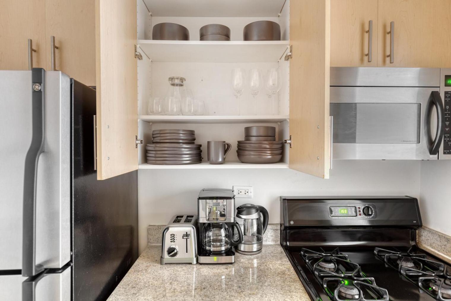 Fidi 2br W Elevator Gym Doorman Nr St Nyc-661