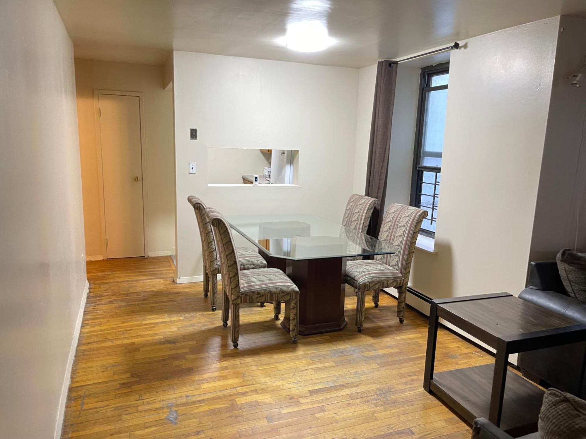 One Bedroom By Month Next To Bronx Zoo Appartement *