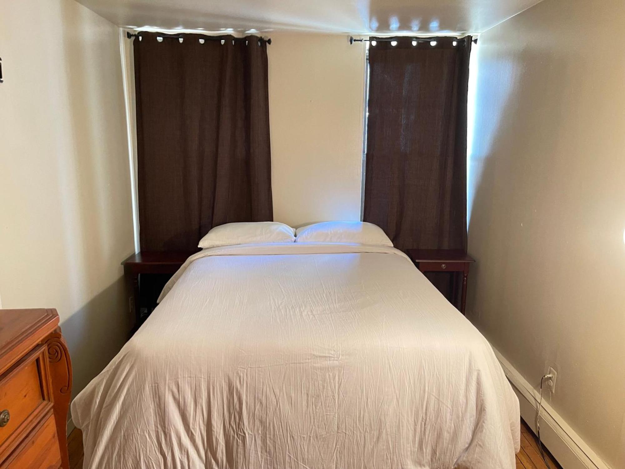 One Bedroom By Month Next To Bronx Zoo Appartement New York