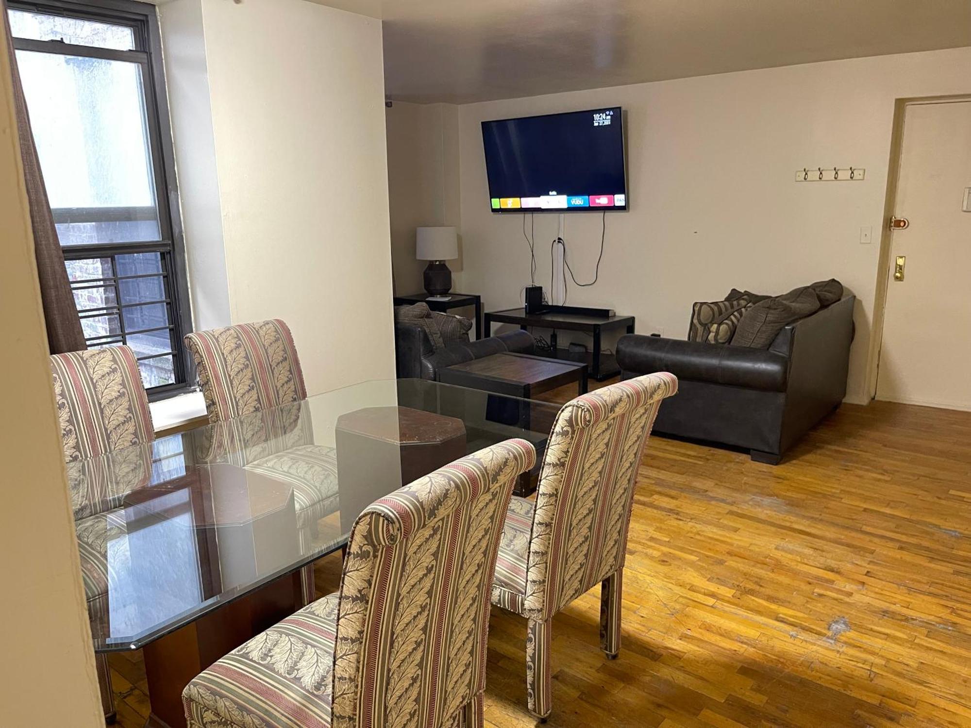 Appartement One Bedroom By Month Next To Bronx Zoo *