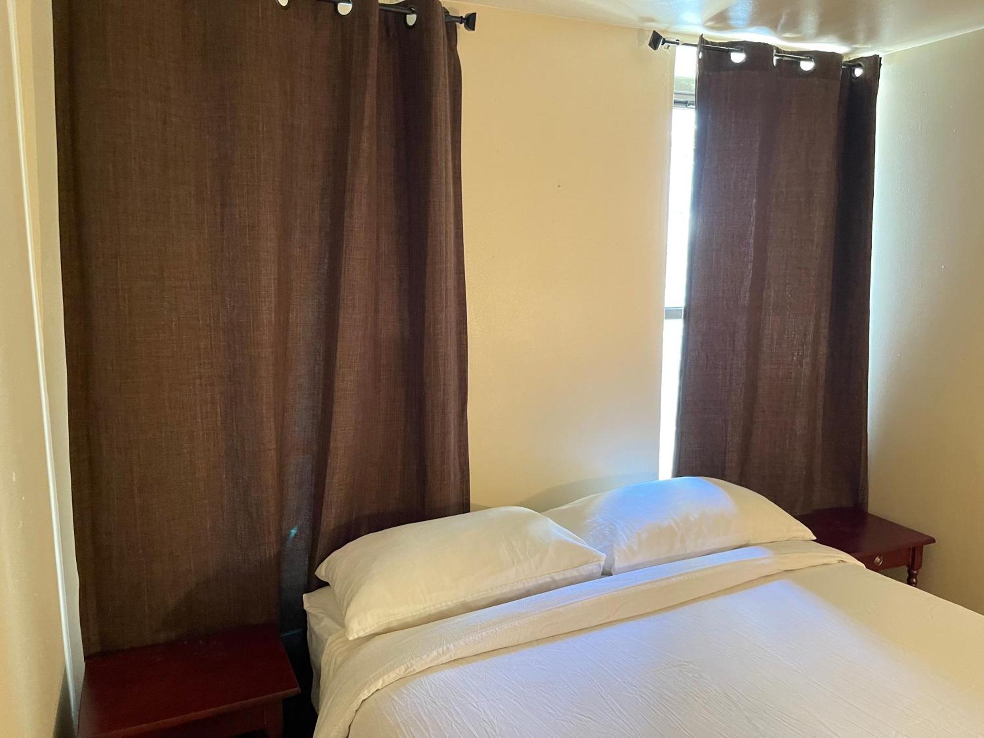 One Bedroom By Month Next To Bronx Zoo Appartement *
