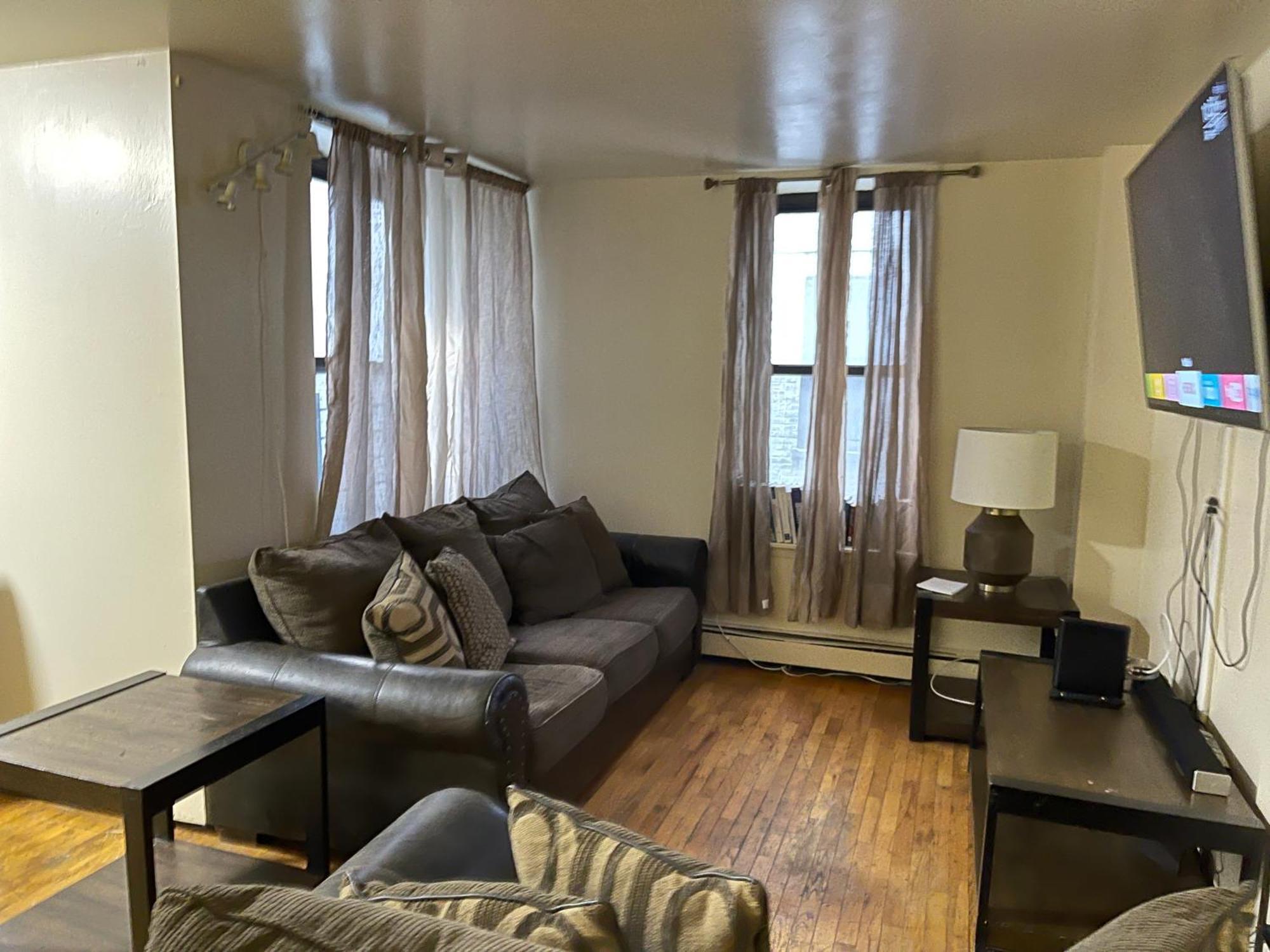 Appartement One Bedroom By Month Next To Bronx Zoo *