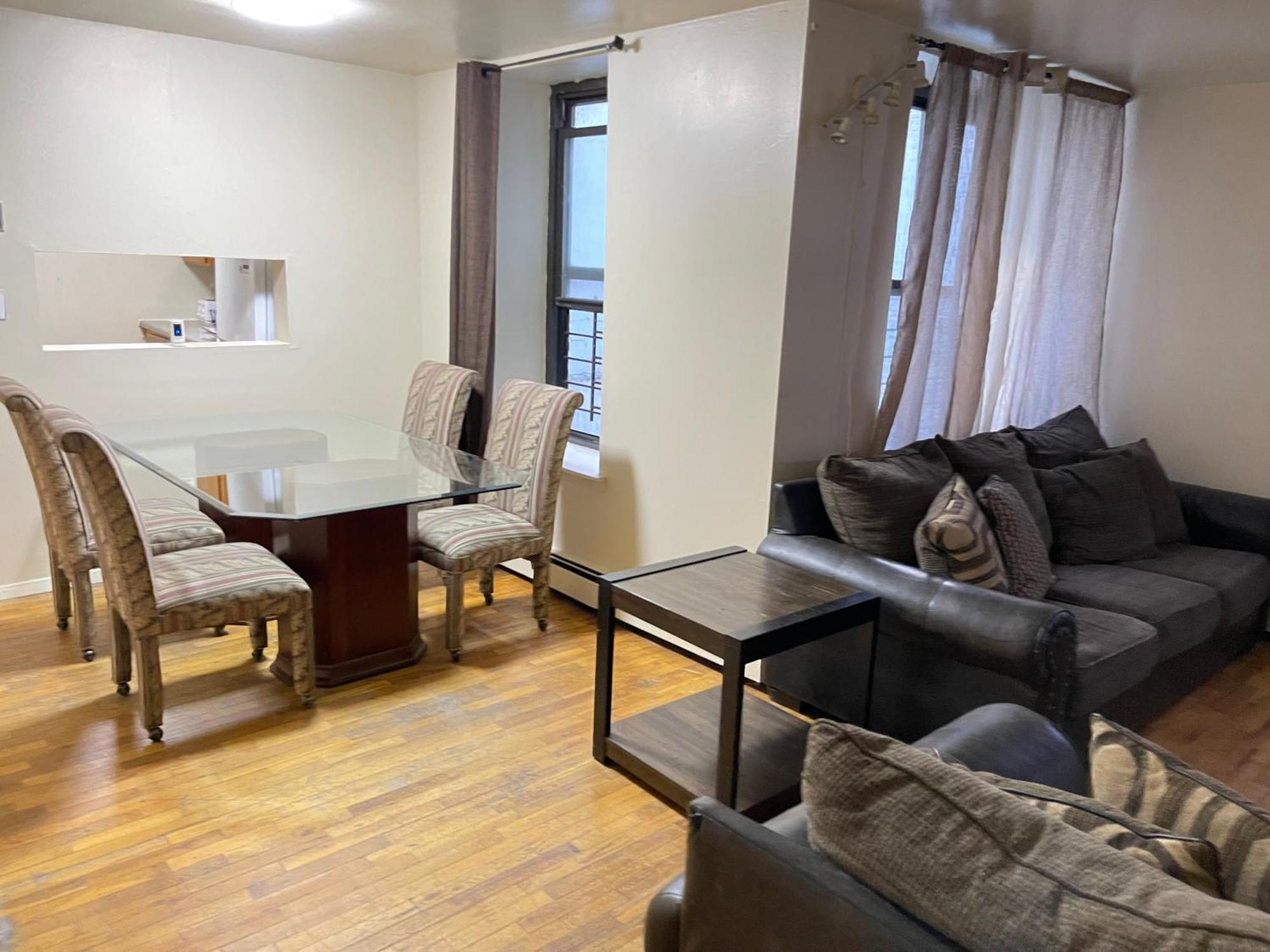 Appartement One Bedroom By Month Next To Bronx Zoo