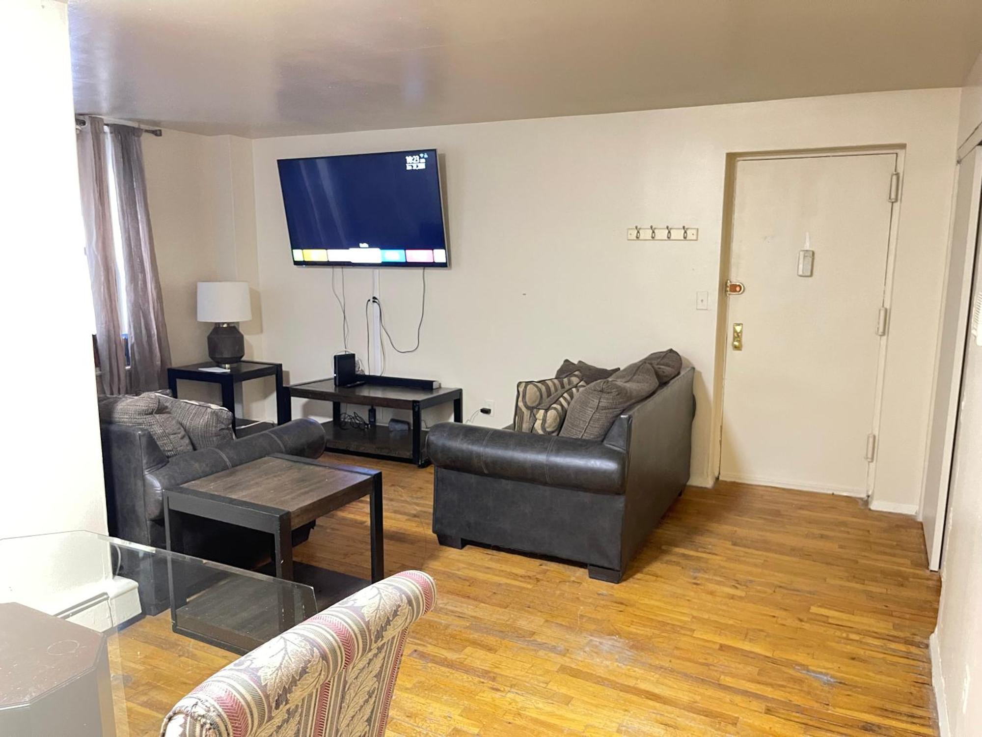 Appartement One Bedroom By Month Next To Bronx Zoo *