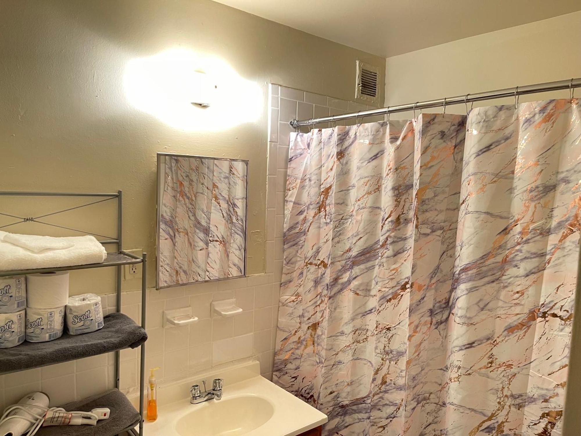 Appartement One Bedroom By Month Next To Bronx Zoo