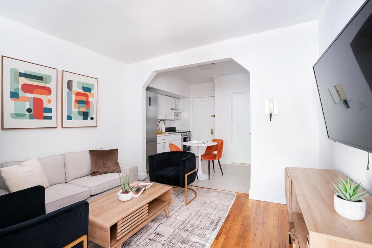 444-3a Newly Renovated 1br - Elevator Building Apartamento