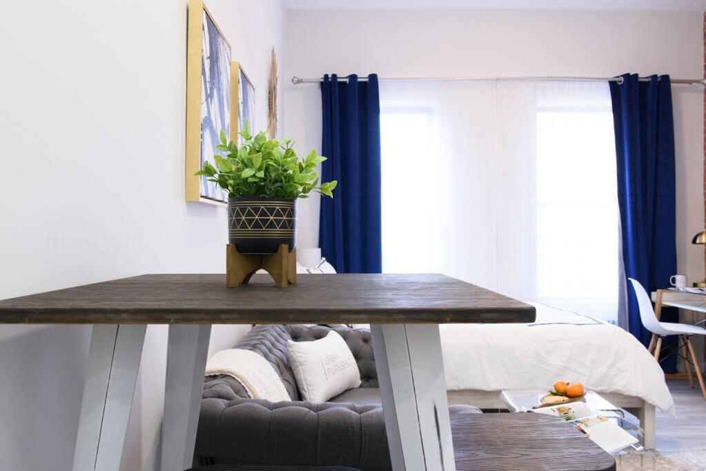 240-14 New Prime Location W&d In Unit Appartement New York