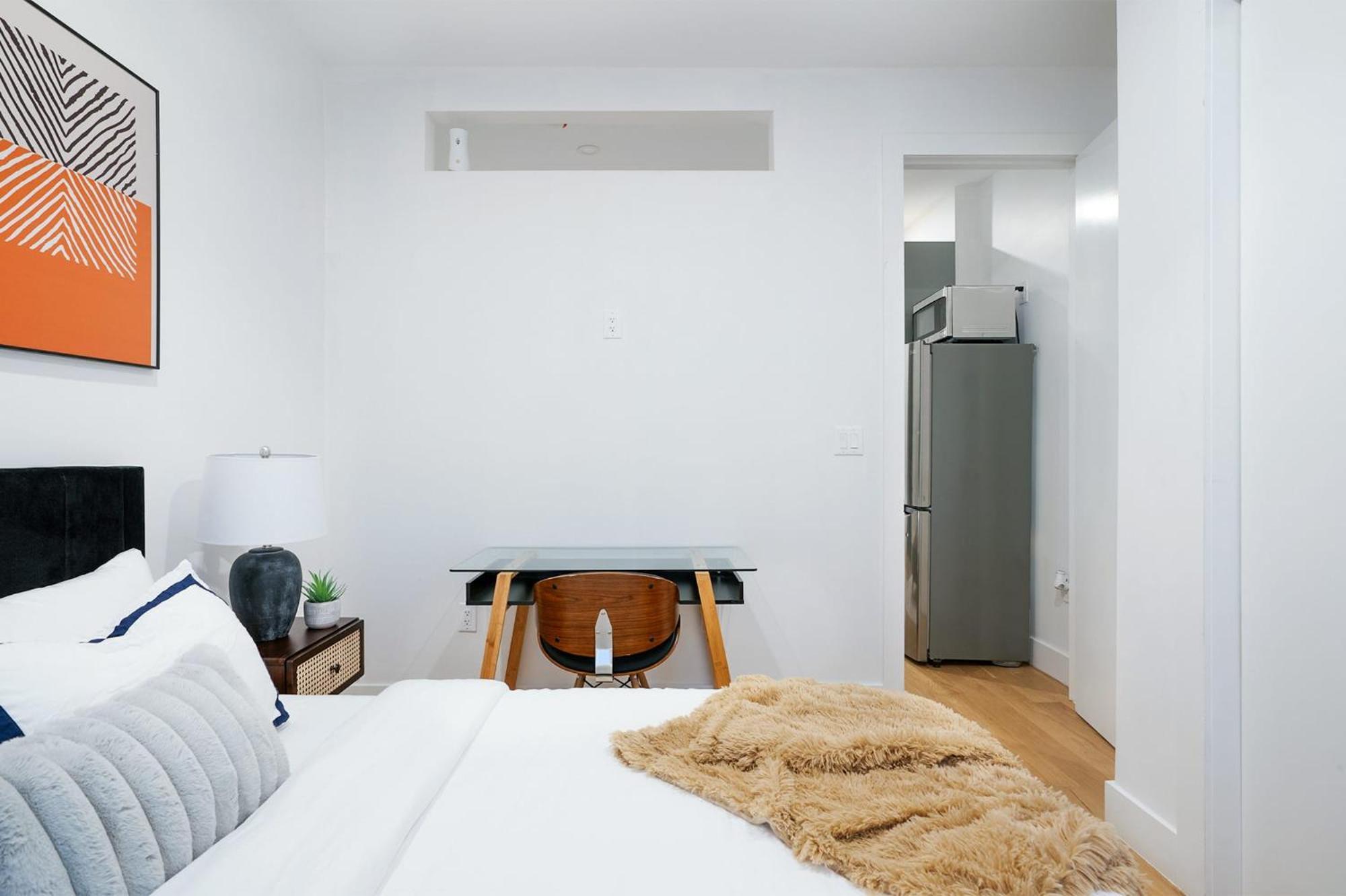 Lejlighed 1290-3 New Renovated 2 Bedrooms In Ues