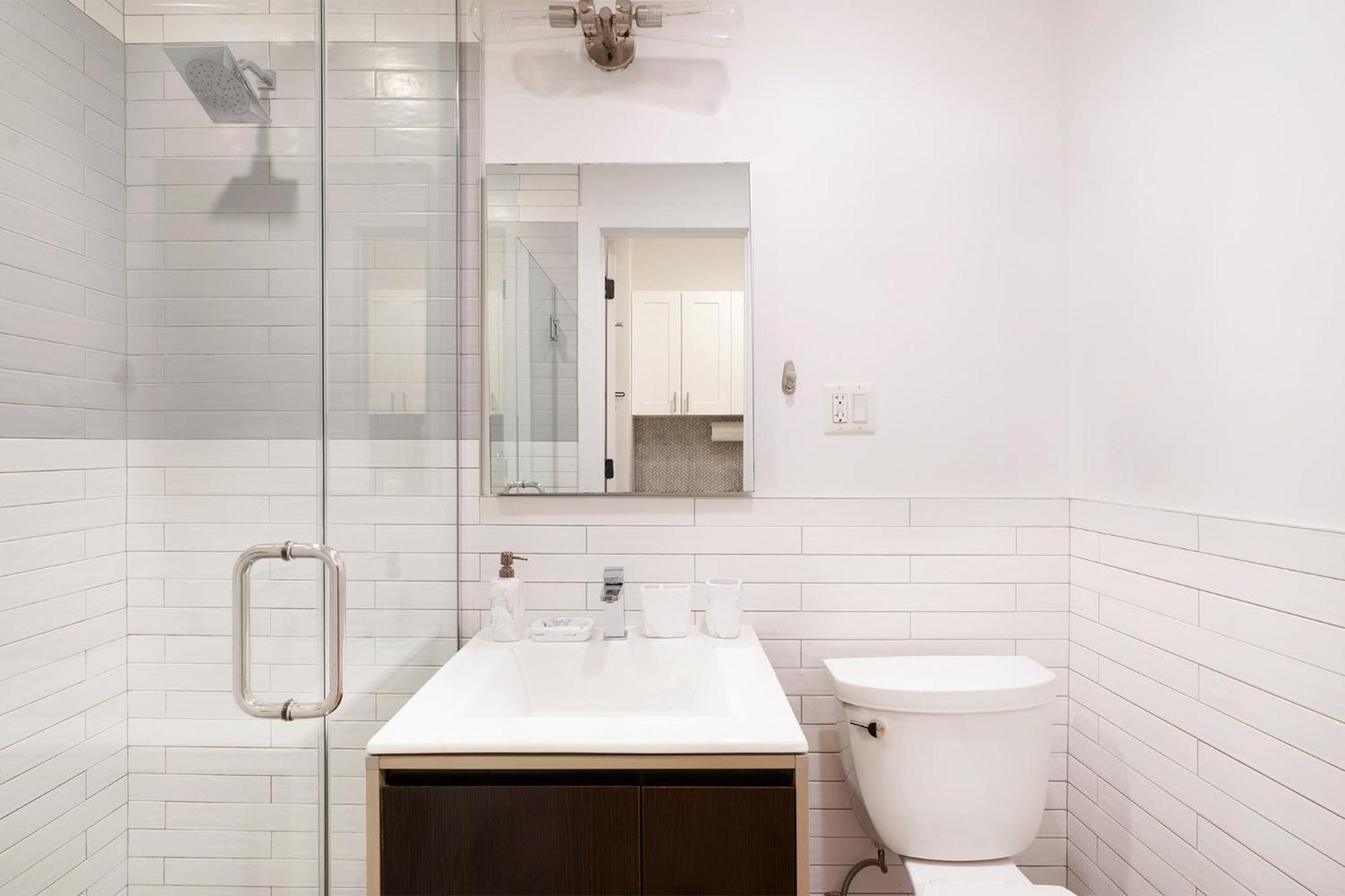 Appartement 1290-13 Newly Renovated 2 Bedrooms In Ues *