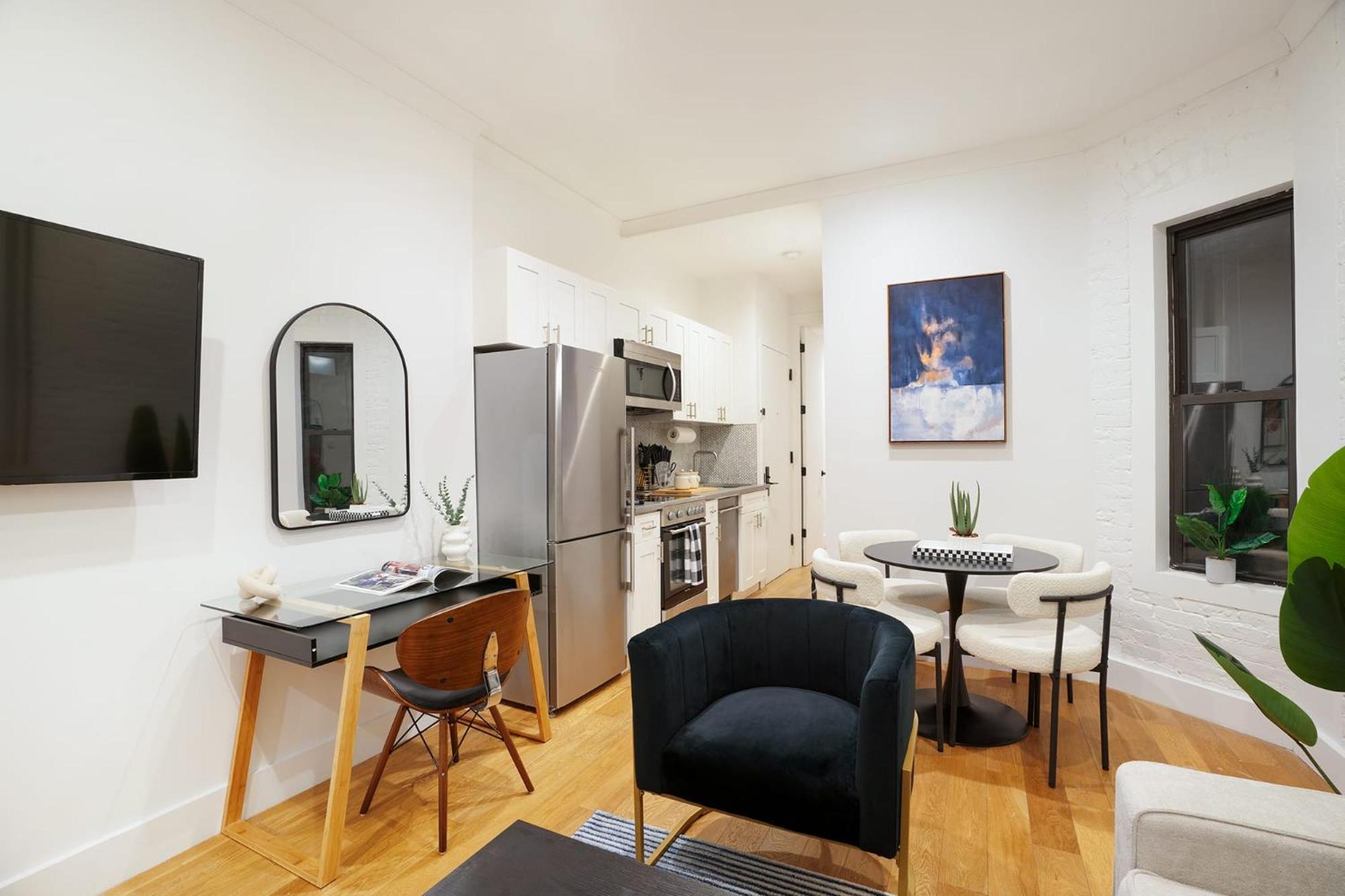 1290-13 Newly Renovated 2 Bedrooms In Ues
