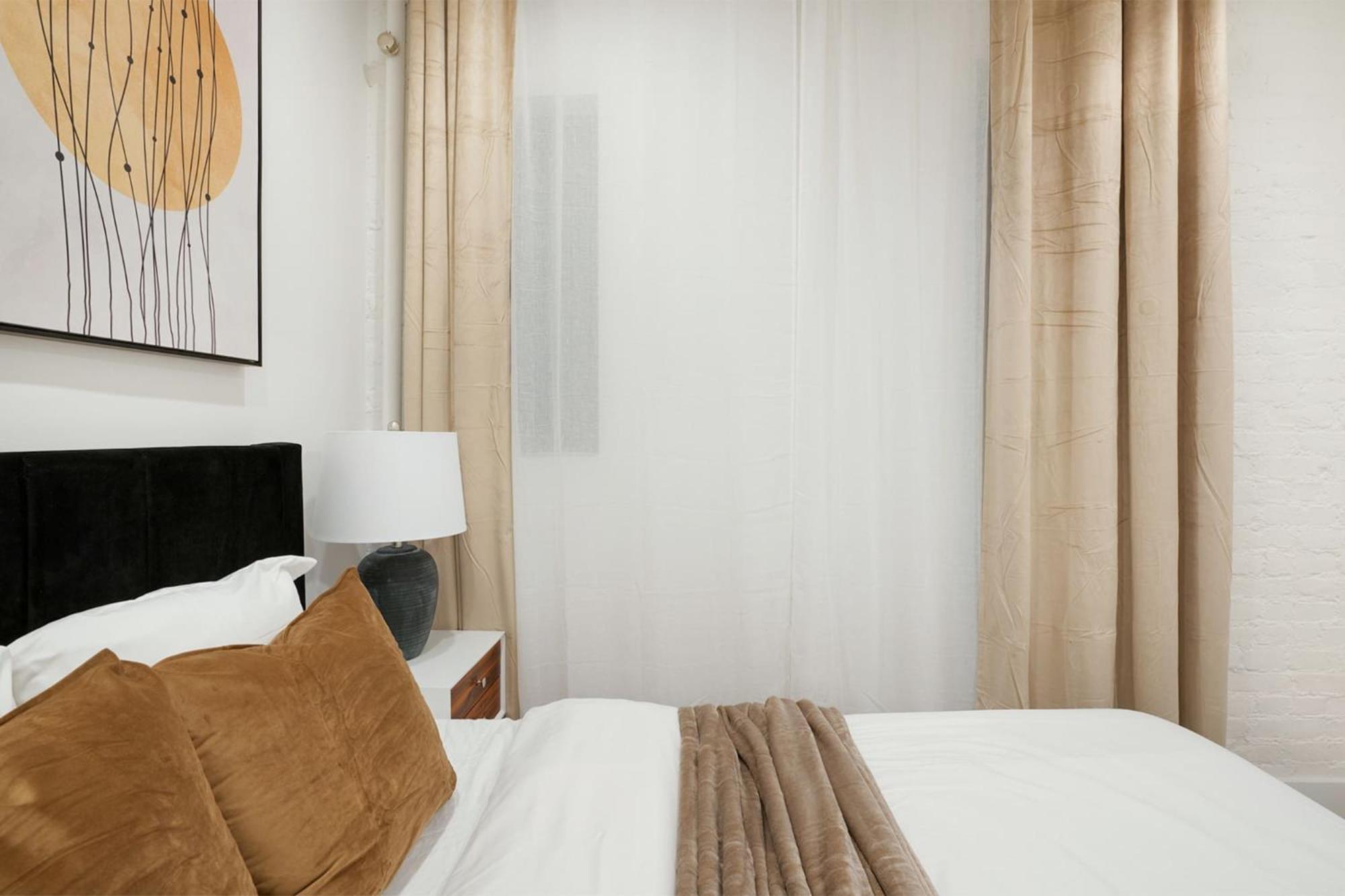 Appartement 1290-13 Newly Renovated 2 Bedrooms In Ues New York