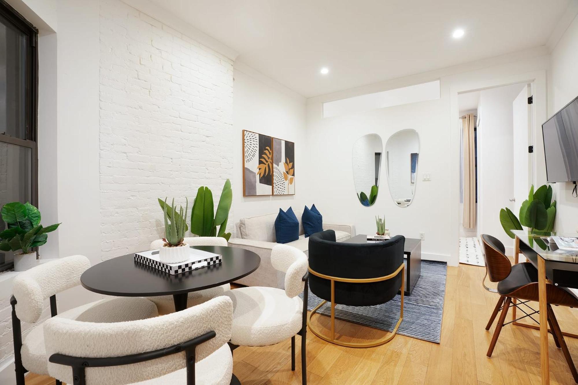1290-13 Newly Renovated 2 Bedrooms In Ues * New York