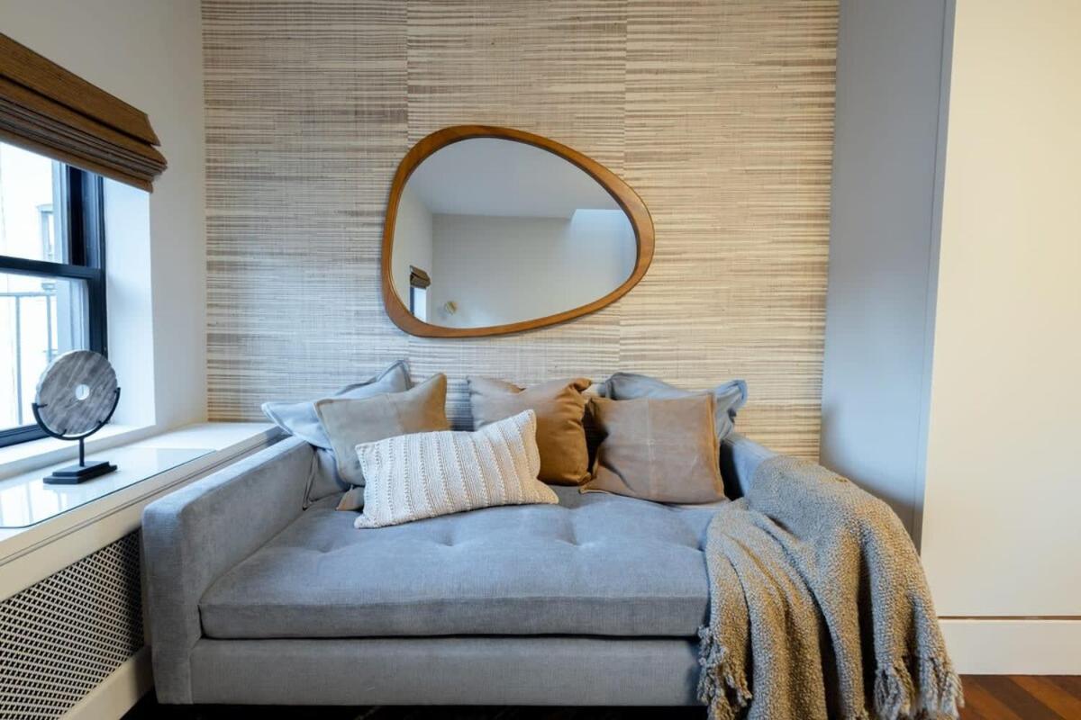 Appartement 10-3 Designer East Village 3br Triplex Townhouse