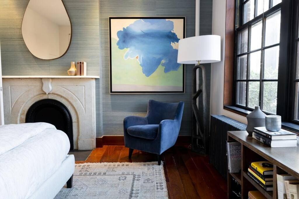 10-3 Designer East Village 3br Triplex Townhouse Apartamento *