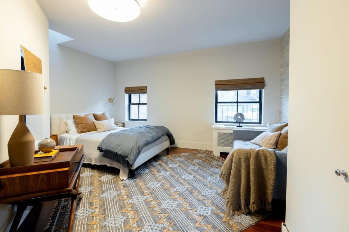 Appartement 10-3 Designer East Village 3br Triplex Townhouse New York