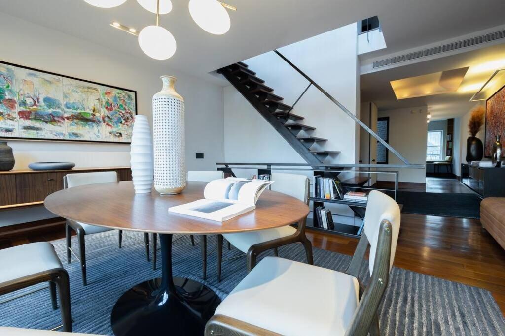 Appartement 10-3 Designer East Village 3br Triplex Townhouse New York