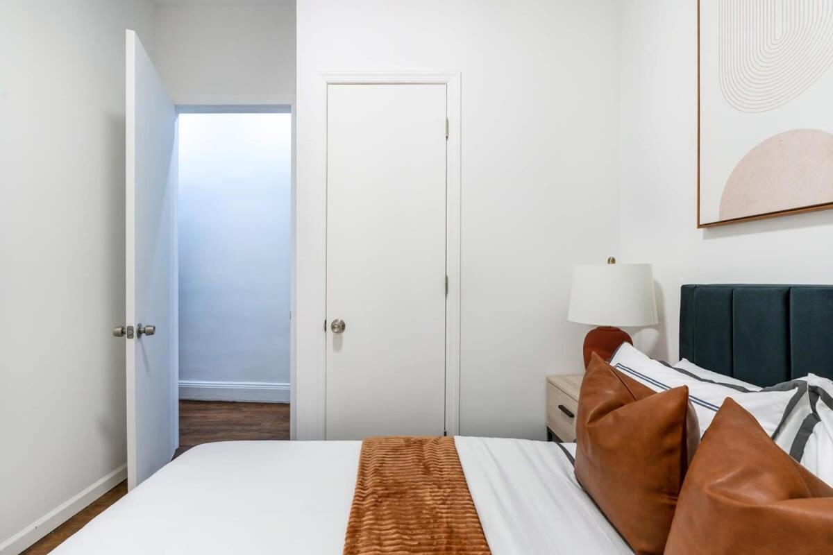 Lejlighed 91-1d 3br 2baths Duplex With A Private Backyard New York