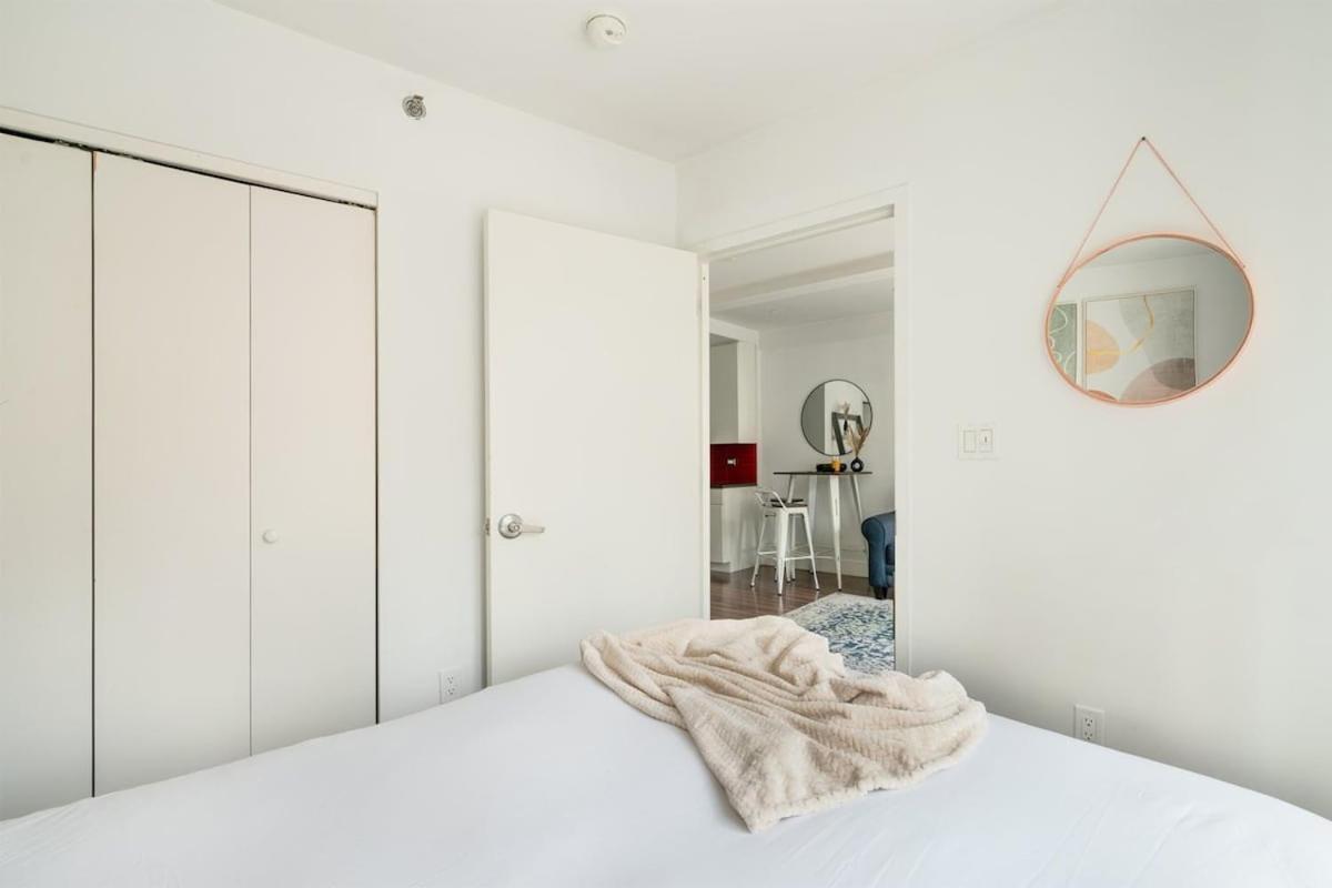 Lejlighed 809-3a 1br Columbus Circle Elevator W&d *