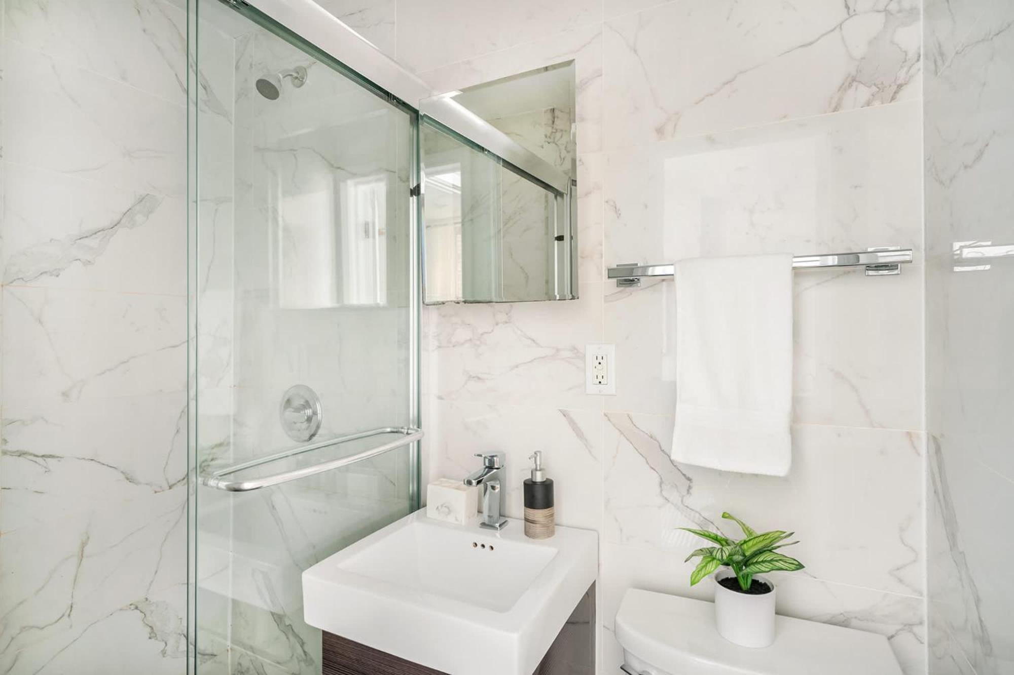 69-3a Modern Getaway 1br Prime Lower East Side Brand New *