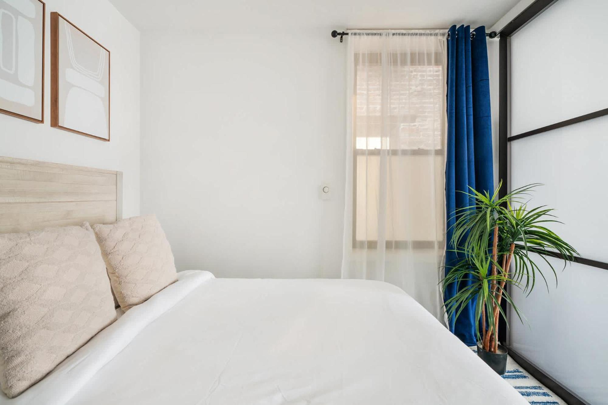 69-3a Modern Getaway 1br Prime Lower East Side Brand New * New York