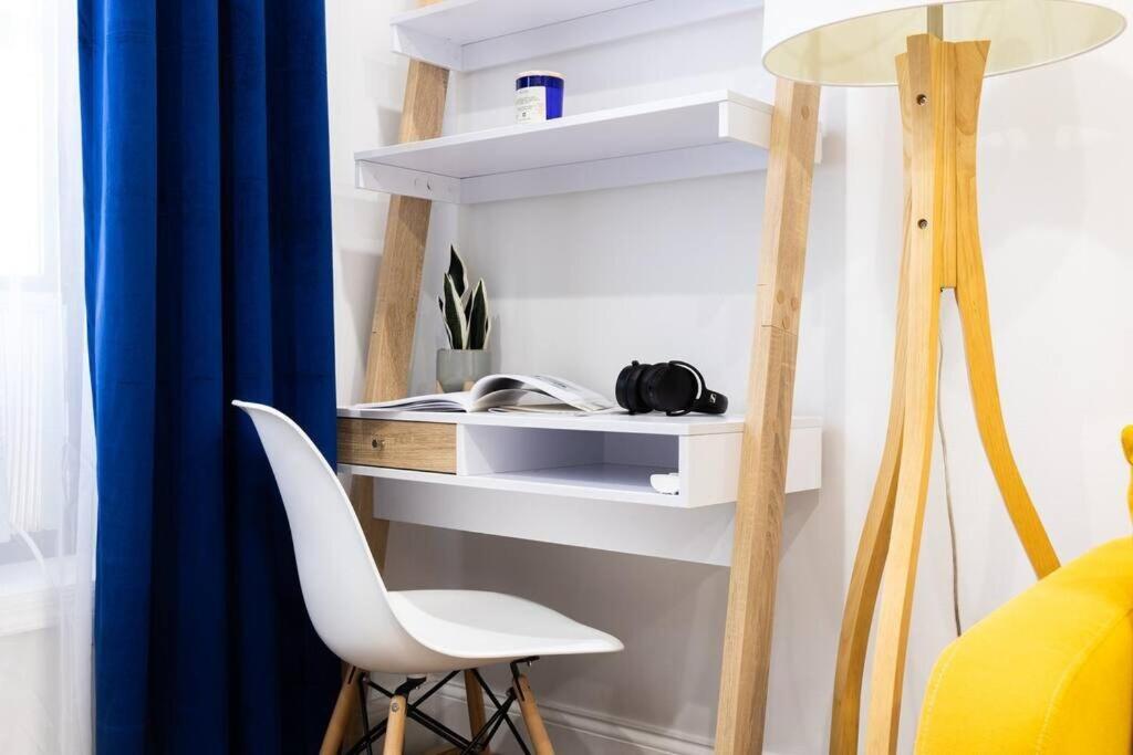 69-2d Stylish Lower East Side 1br Appartement