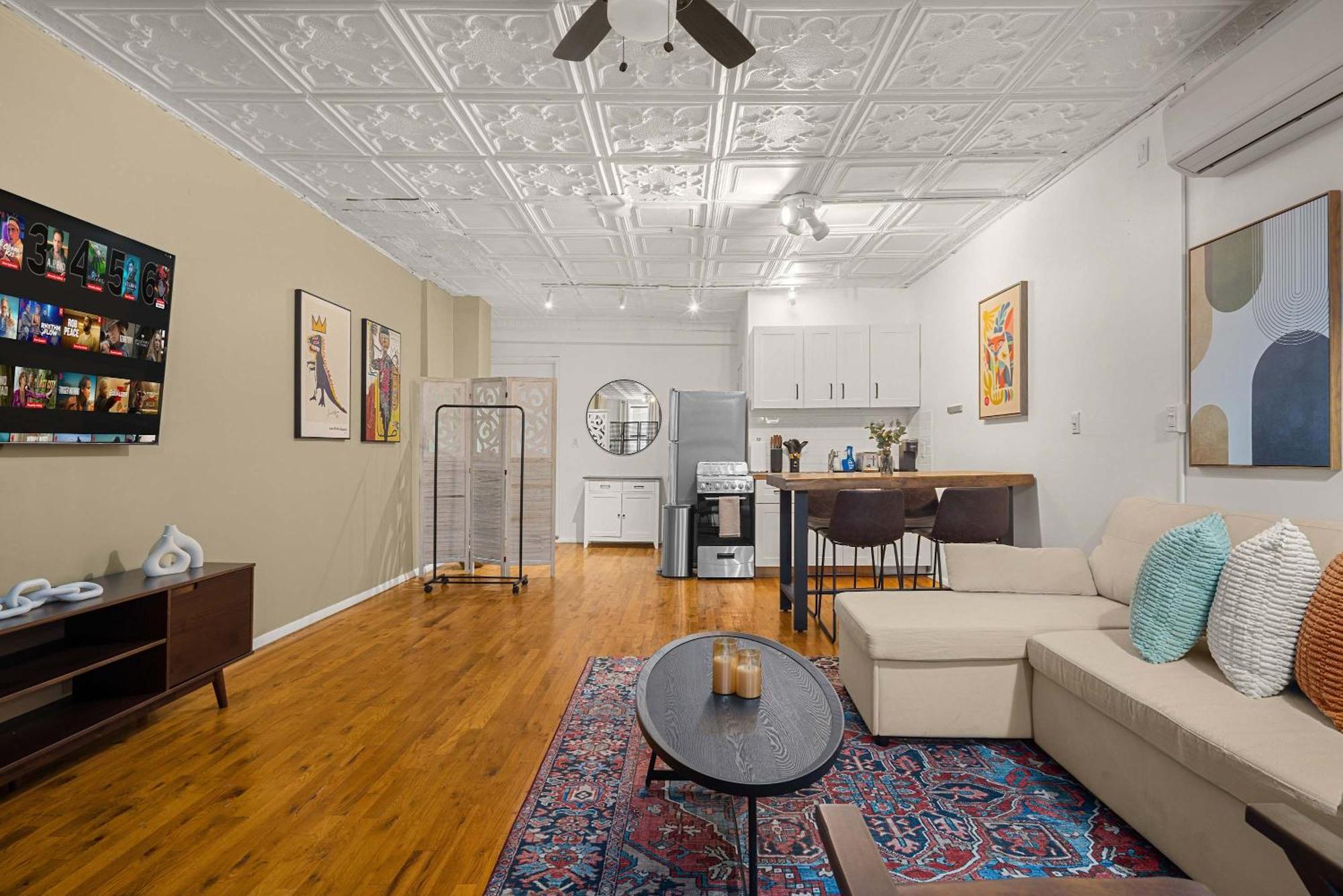 Vibrant Nyc Loft - Open Space For 6 Guests Appartement *