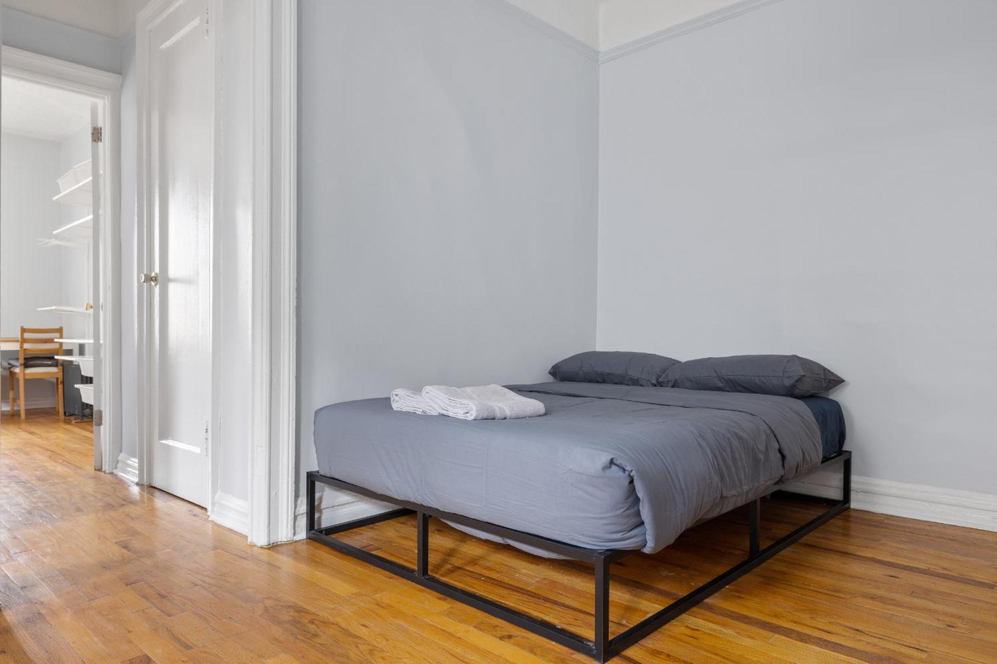 Live Upper Manhattan On A Budget * Nova York