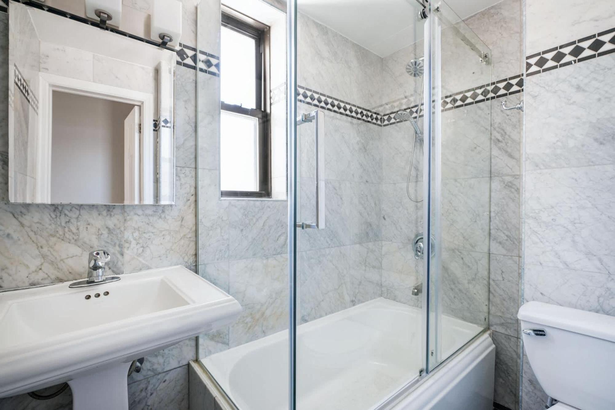 Apartamento 73-806 New 1br 1bth Uws Doorman Gym *