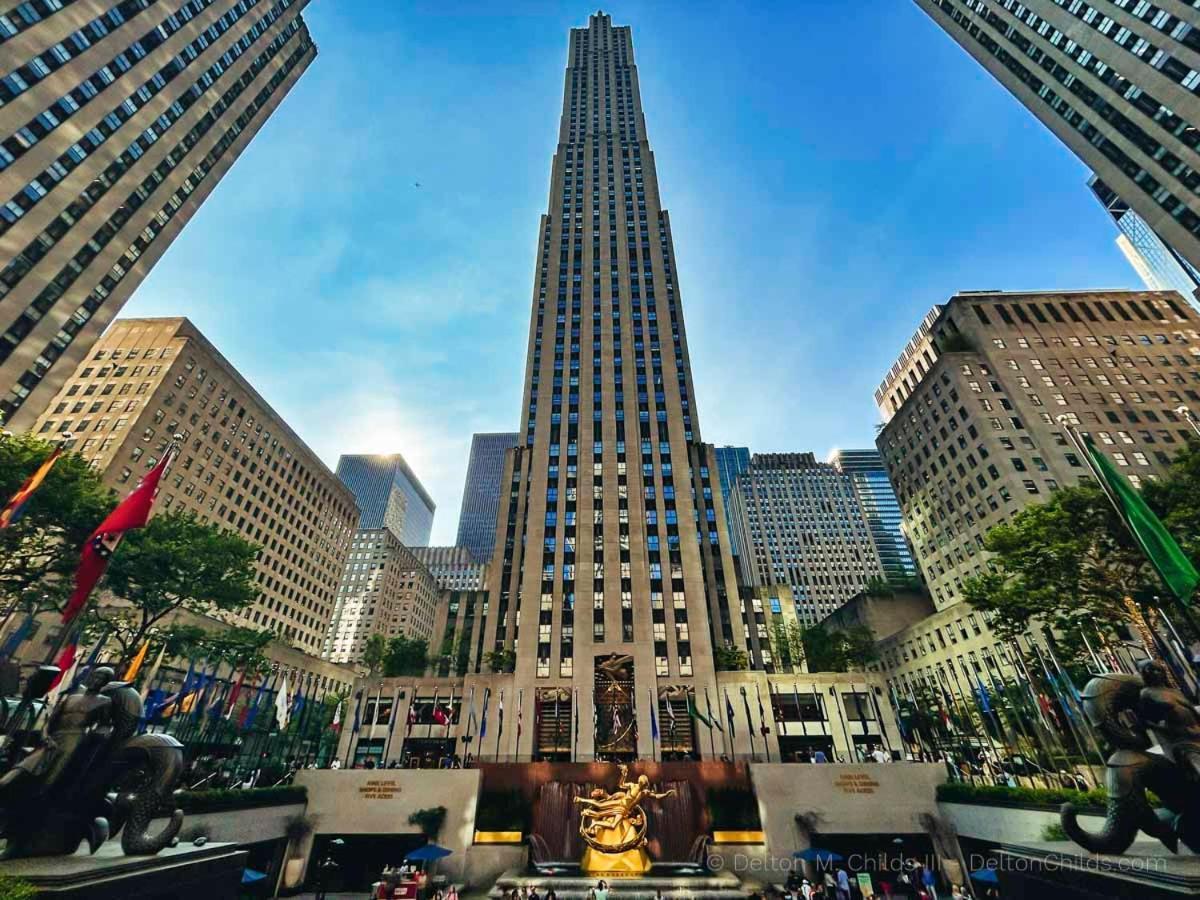 Location In Nyc! 1bd Steps From Park Apartment *