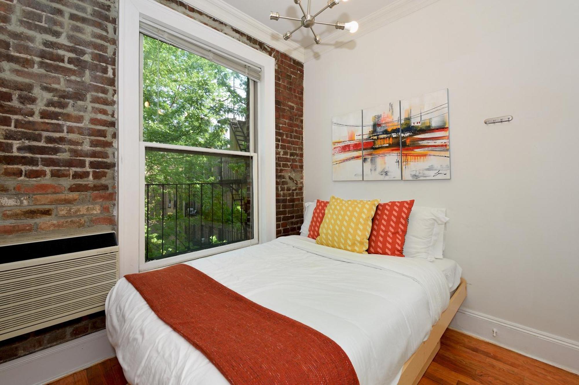 Charming 3-bedroom In Midtown West Nova York