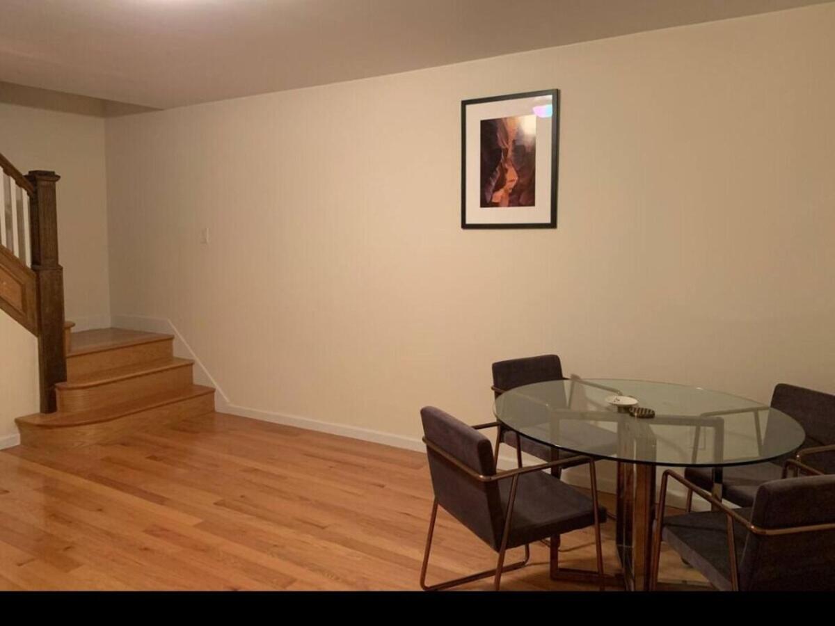 Stunning, Spacious House In Brooklyn, Nyc! Hospedagem domiciliar Nova York