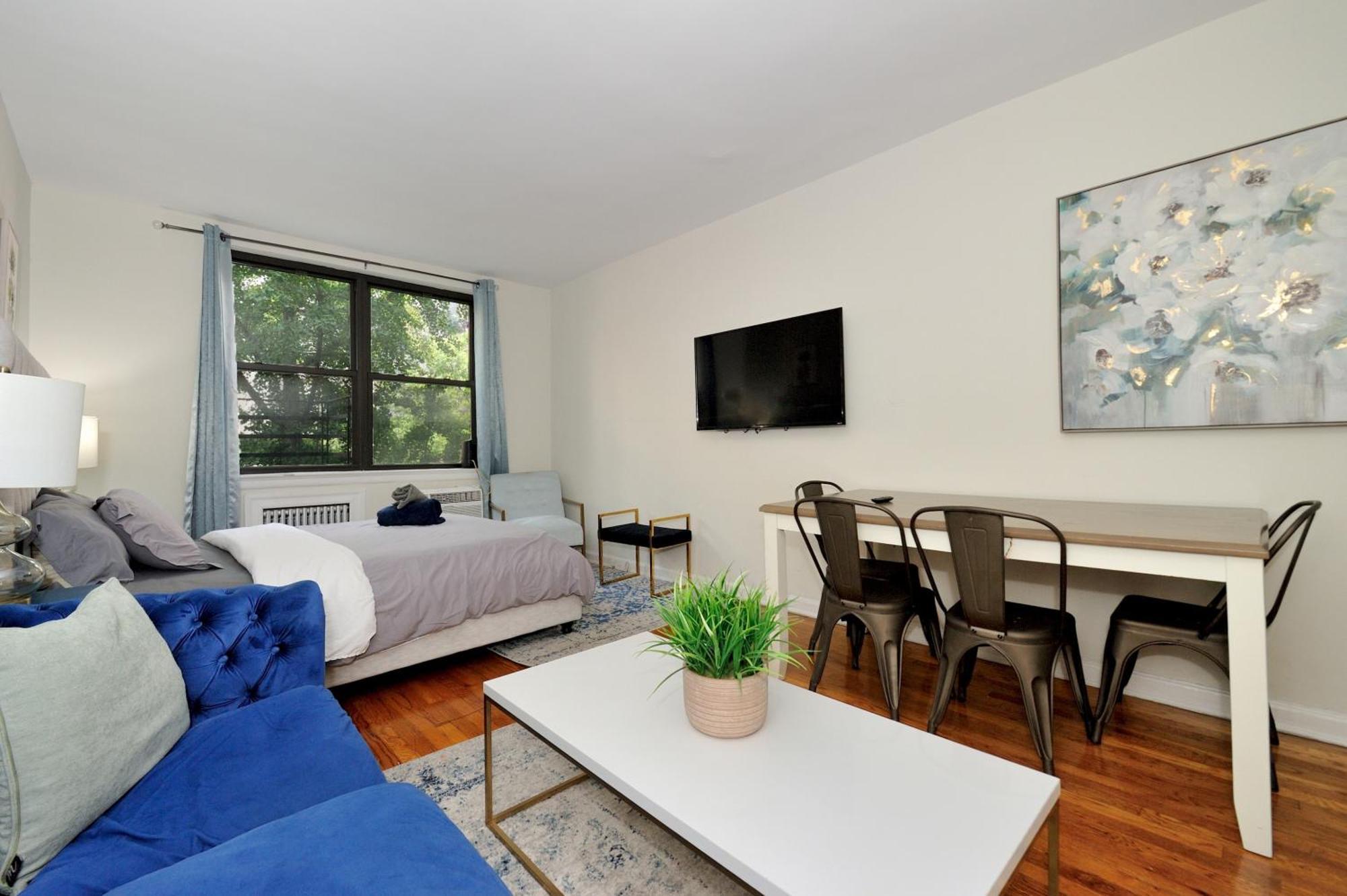 Charming Ues Walk To Subway Park Appartement *