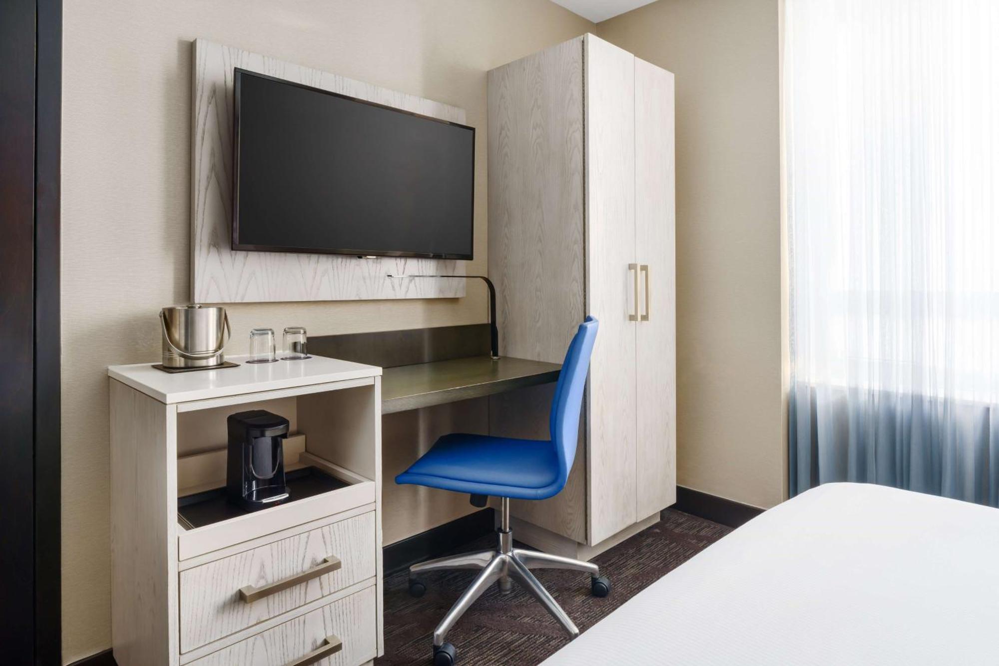 Doubletree By Hilton Times Square West 4*