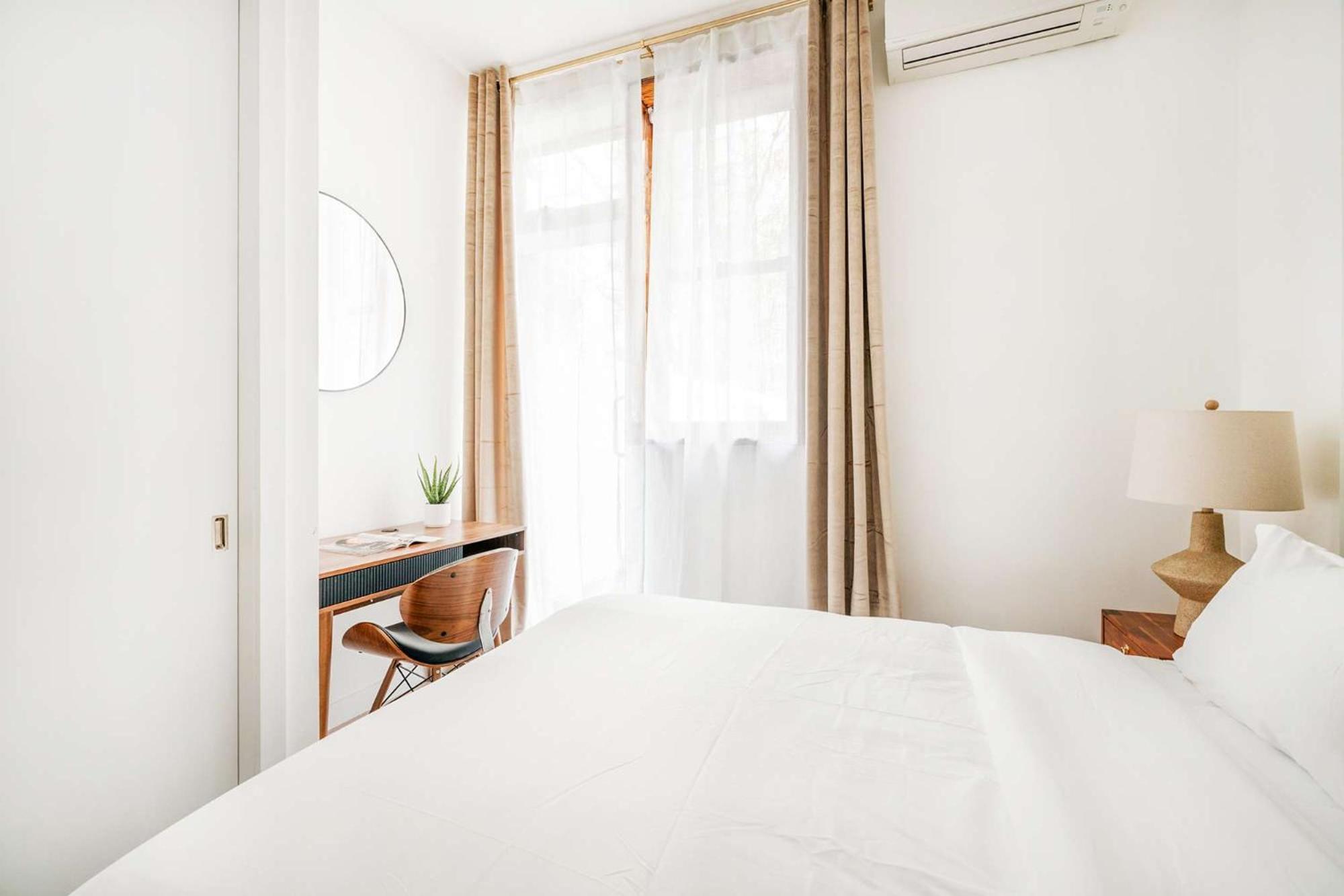 Apartamento 319-b Sleek Modern 1br W Outdoor Space Union Square Wd In Unit