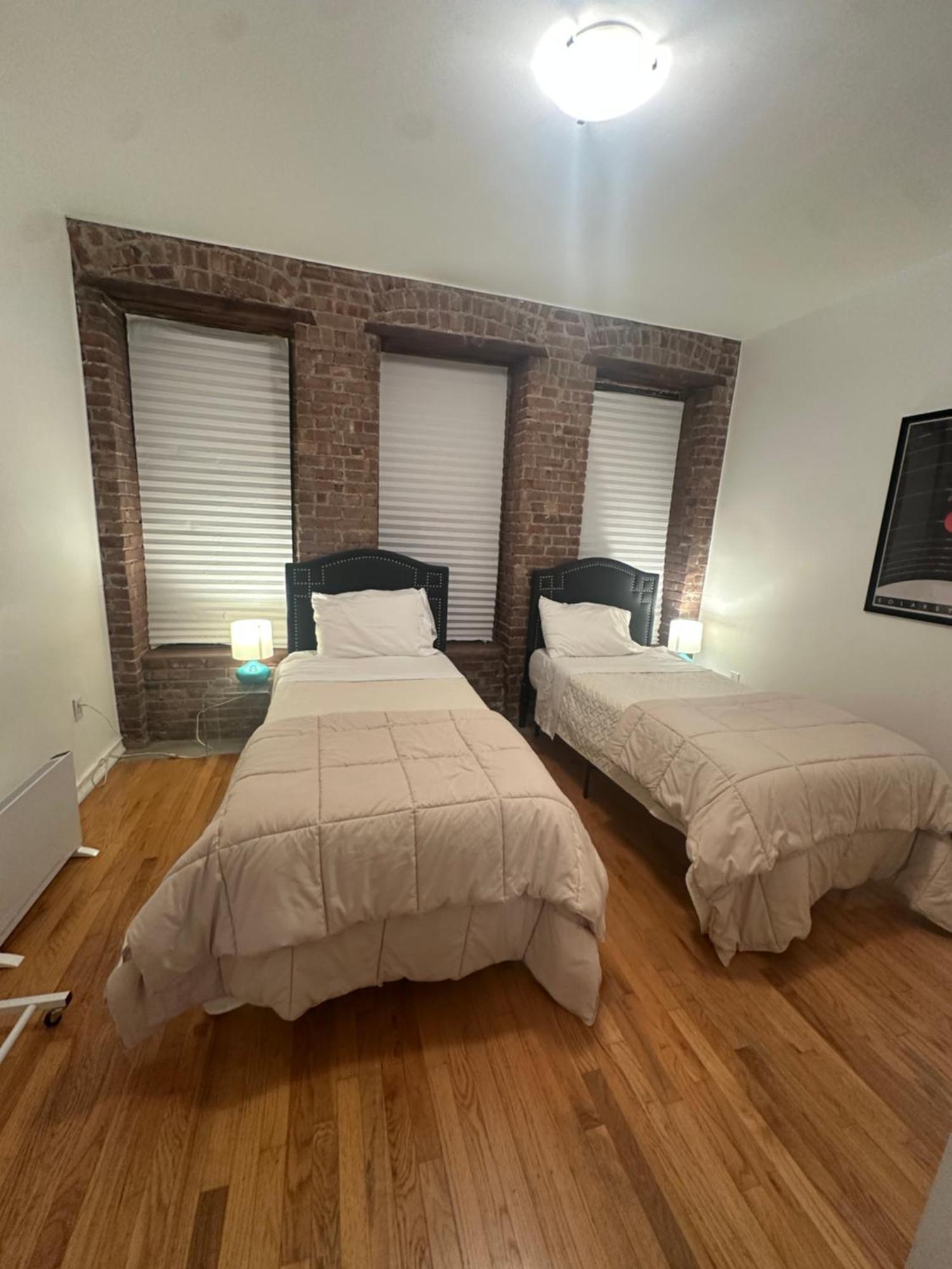 Private Bedroom And Private Bath * New York