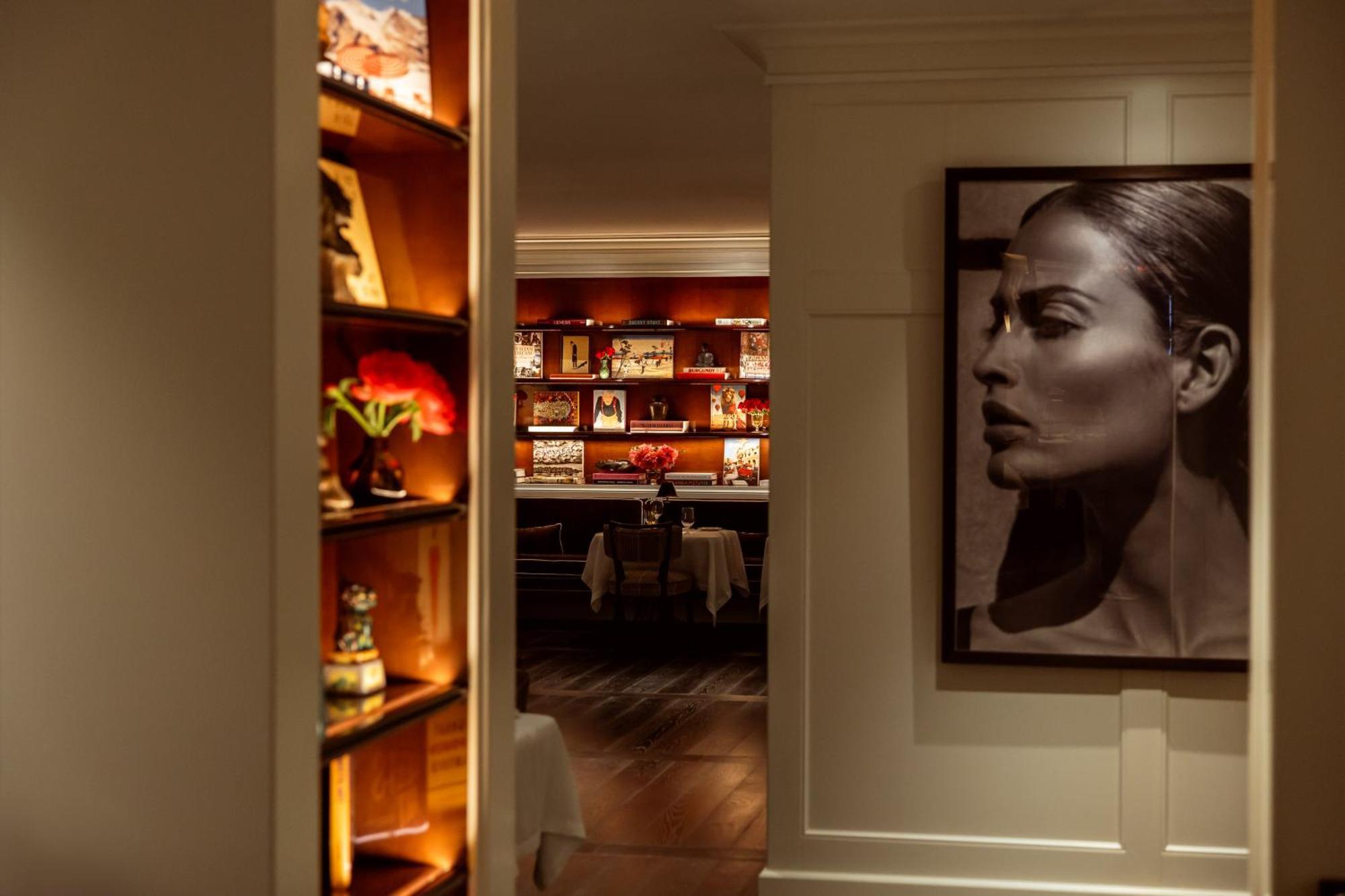 The Surrey Hotel 5*