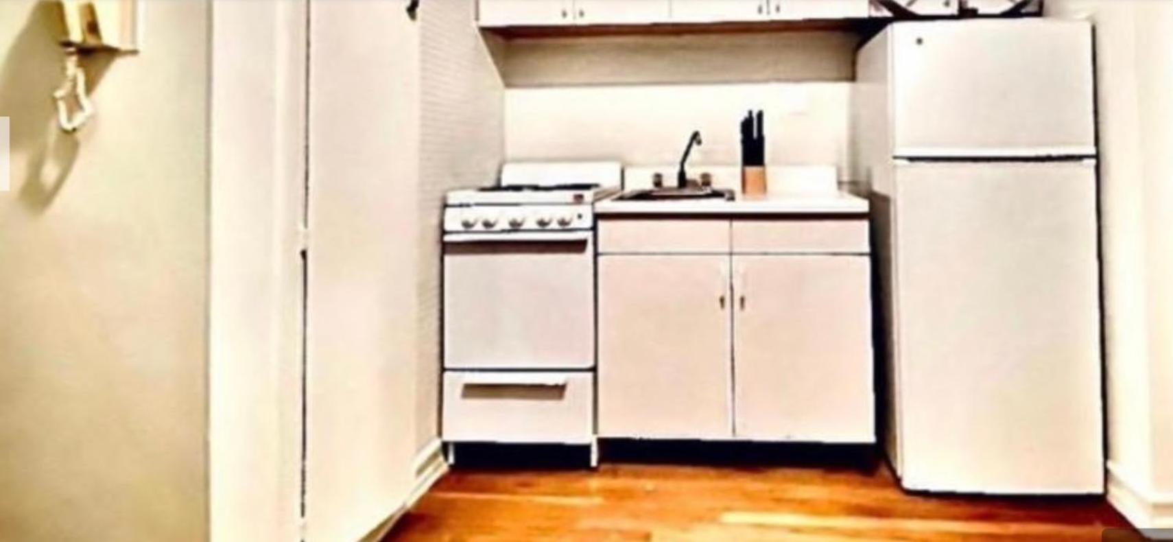Super Cozy For Single Person Who Cares About Location Habitación en casa particular *