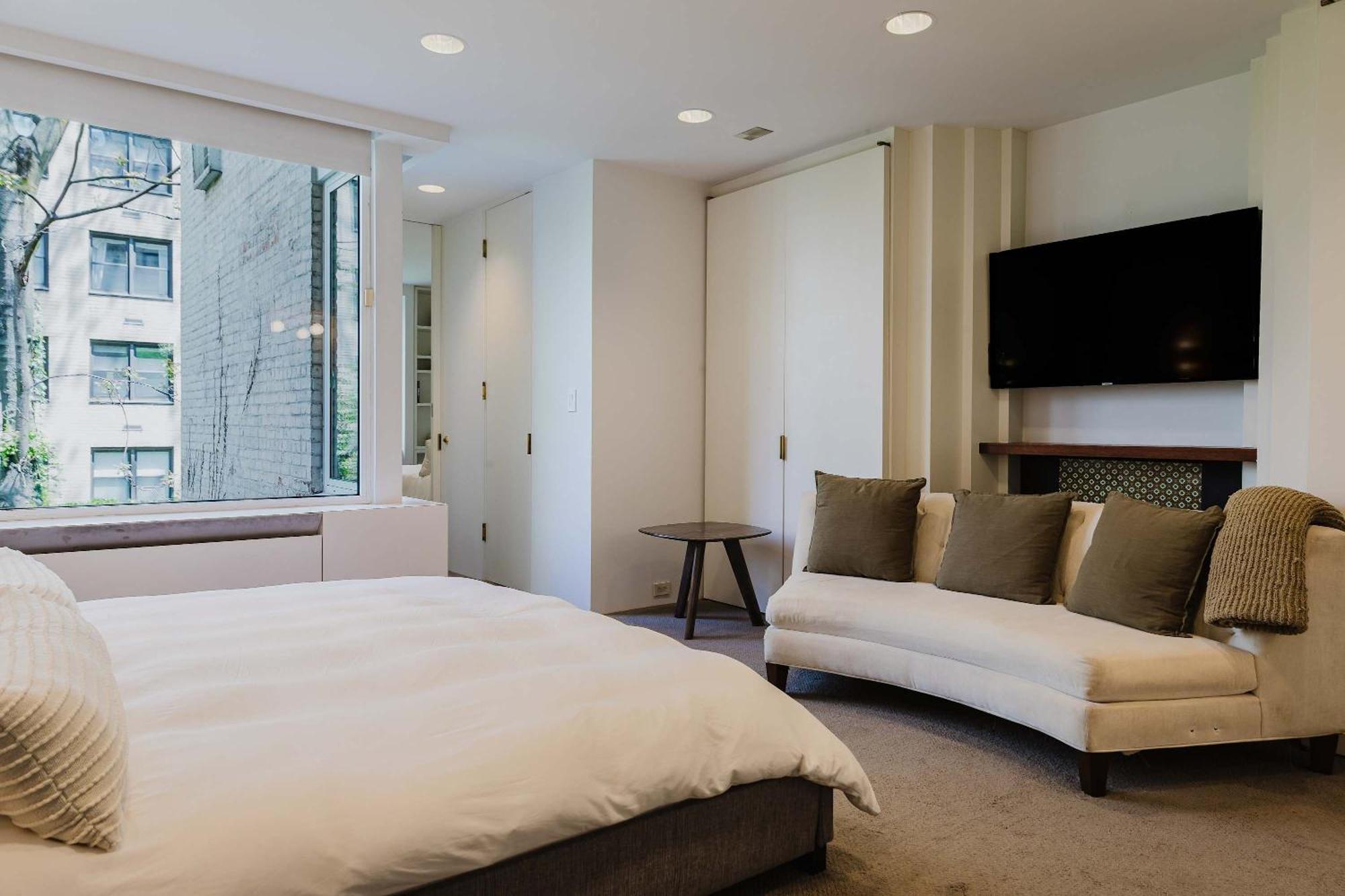 Private Beautiful Townhome W Zen Garden Feriehus *