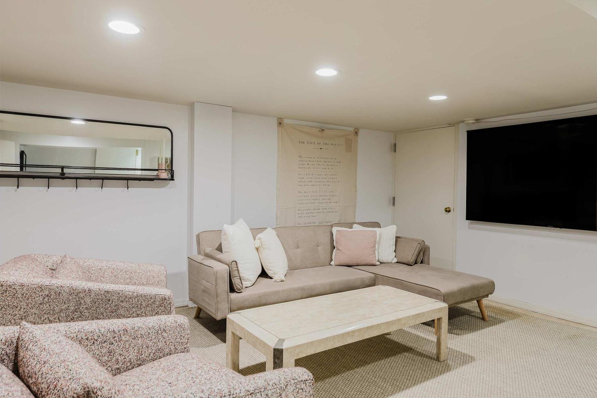Feriehus Private Beautiful Townhome W Zen Garden New York